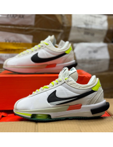 Кроссовки Nike 