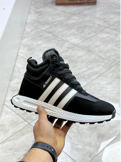 Кроссовки Adidas в Смоленске