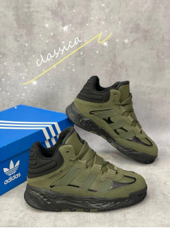 Кроссовки Adidas в Смоленске