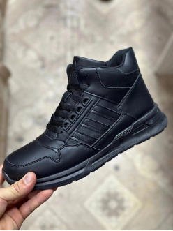 Кроссовки Adidas в Смоленске