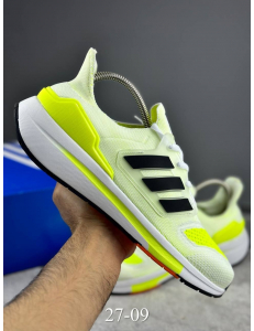Кроссовки Adidas салатовые