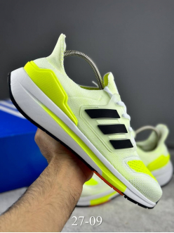 Кроссовки Adidas в Смоленске